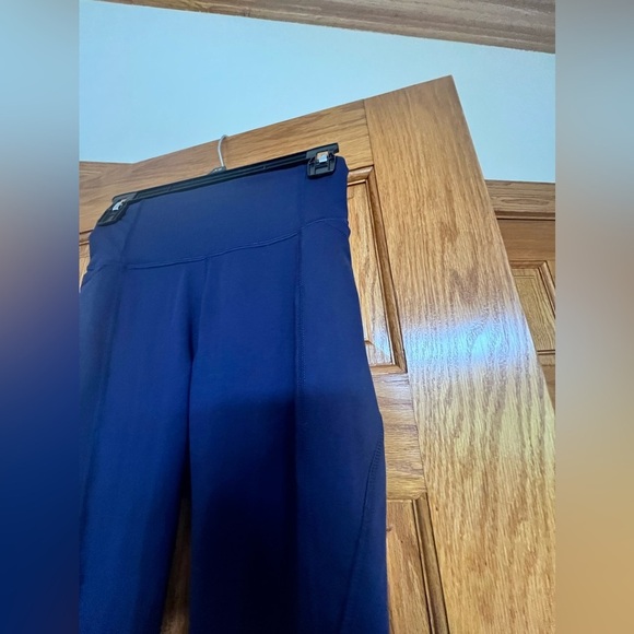 All in Motion - Leggings - Picture 4 of 9